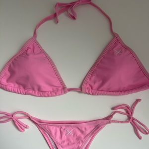 Boutine LA bikini top size large
